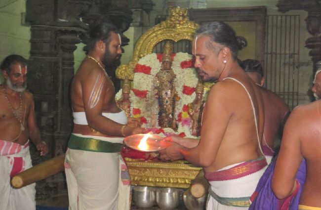 Kanchi Sri Devarajaswami Temple navarathri utsavam day 1 2015-20.jpg