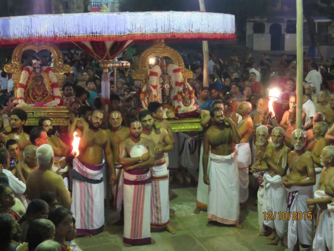 Kanchi Sri Devarajaswami Temple navarathri utsavam day 1 2015-34.jpg