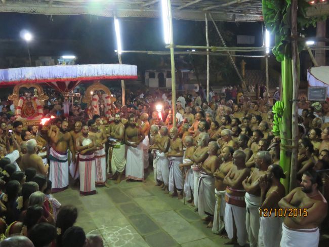 Kanchi Sri Devarajaswami Temple navarathri utsavam day 1 2015-35.jpg