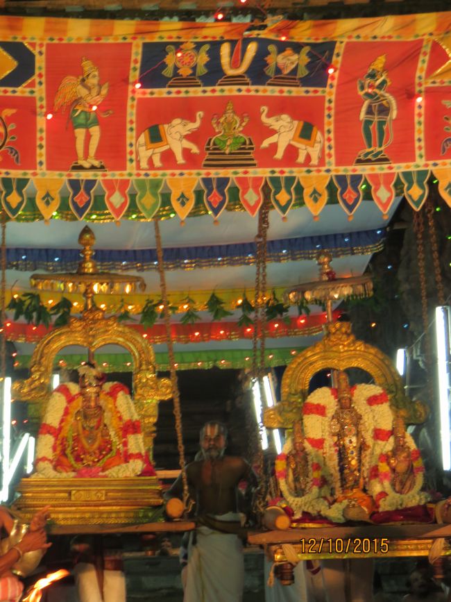Kanchi Sri Devarajaswami Temple navarathri utsavam day 1 2015-39.jpg