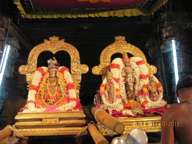 Kanchi Sri Devarajaswami Temple navarathri utsavam day 1 2015-41.jpg