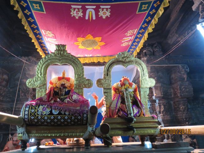 Kanchi Sri Devarajaswami Temple navarathri utsavam day 1 2015-45.jpg