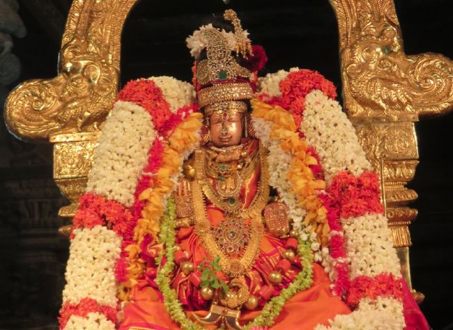 Kanchi Sri Devarajaswami Temple navarathri utsavam day 1 2015-51.jpg