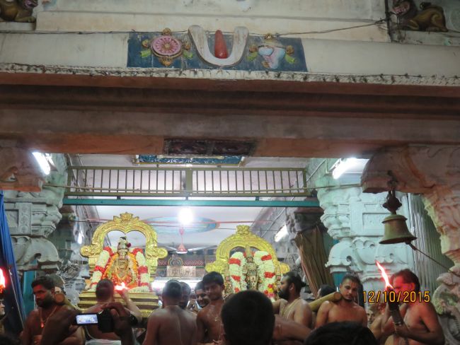 Kanchi Sri Devarajaswami Temple navarathri utsavam day 1 2015-57.jpg