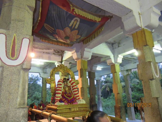 Kanchi Sri Perundhevi Thayar 4th Purattasi Sukravara Purappadu 2015-12.jpg