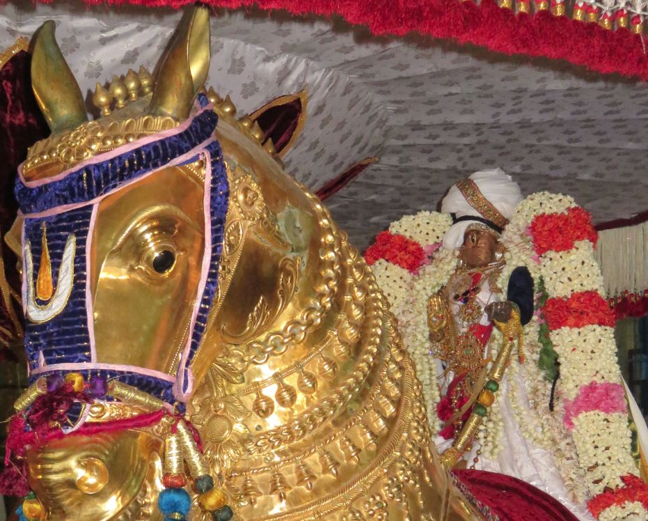 Kanchi Vijayadasami Parvettai-1 2015