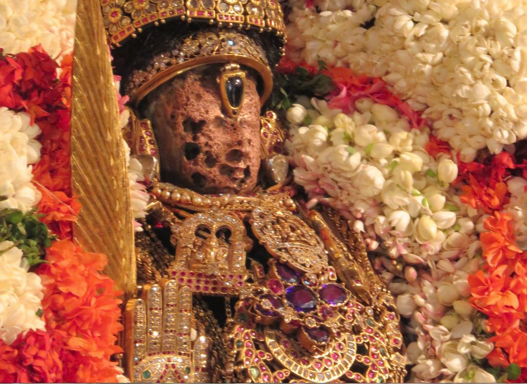 Kanchi navarathri Utsavam day 10-2 2015