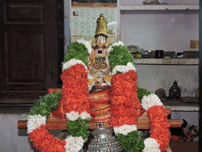 Srirangam Poundarikapuram Andavan Ashramam Swami Desikan Thirunakshatra utsavam concludes- 2015-07.jpg