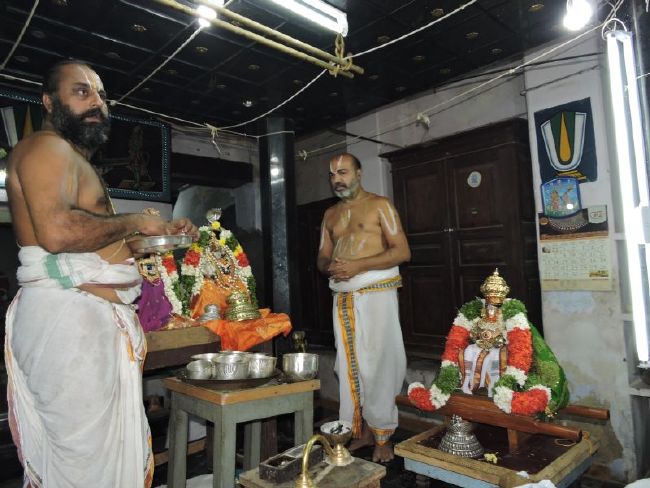 Srirangam Poundarikapuram Andavan Ashramam Swami Desikan Thirunakshatra utsavam concludes- 2015-11.jpg