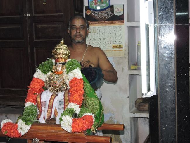Srirangam Poundarikapuram Andavan Ashramam Swami Desikan Thirunakshatra utsavam concludes- 2015-12.jpg