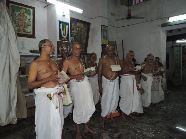 Srirangam Poundarikapuram Andavan Ashramam Swami Desikan Thirunakshatra utsavam concludes- 2015-13.jpg