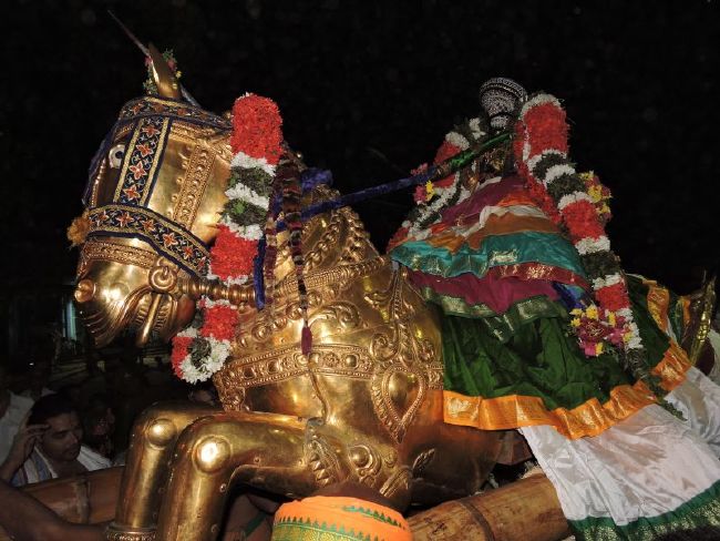 Srirangam Ranganathaswami Temple Manmadhava varusha Vijayadasami Parvettai Utsavam- 2015-29.jpg