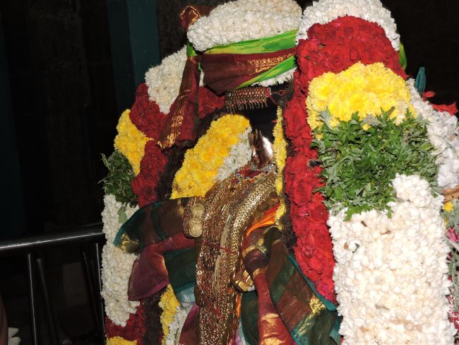 Thiruvahindrapuram Swami Desikan Thirunakshatra Utsavam day 9 Therukku Ezhundarulal 2015-09.jpg