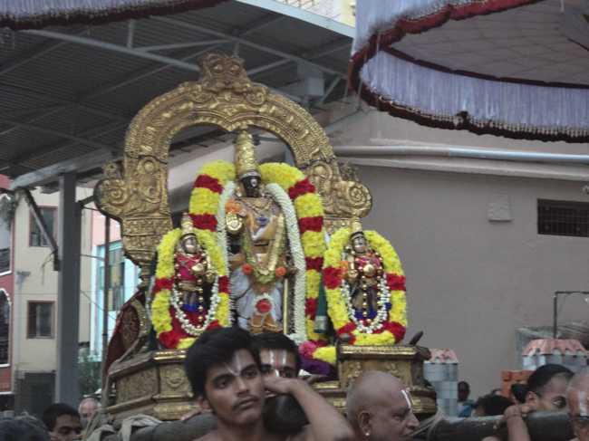 Thiruvallikeni-Sri-Parthasarathy-Swamy1