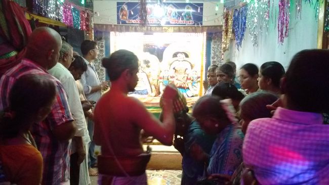 Thiruvelukkai Sri azhagiyasinga perumal kovil navarathri utsavam day 11- 2015-11.jpg