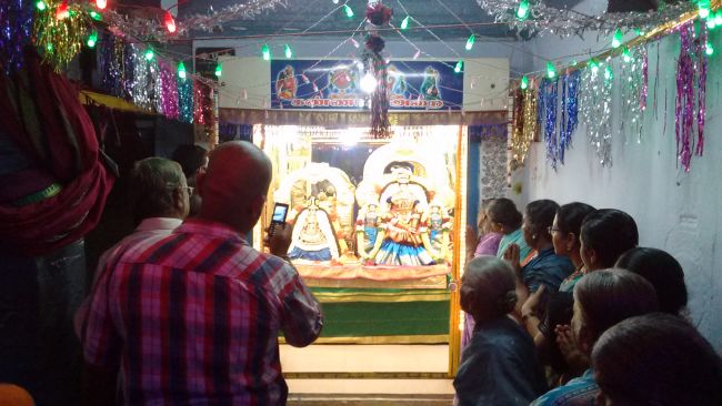 Thiruvelukkai Sri azhagiyasinga perumal kovil navarathri utsavam day 11- 2015-12.jpg