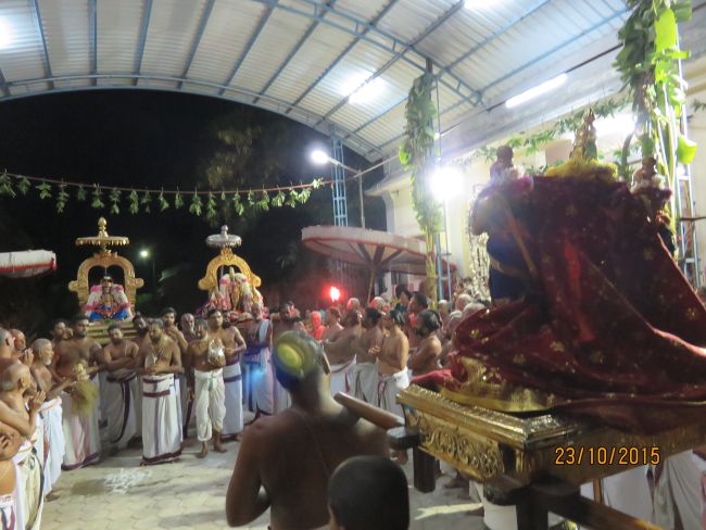 Kanchi Perumal Kovil Peyazhwar Avathara utsavam Satrumurai 2015-10.jpg