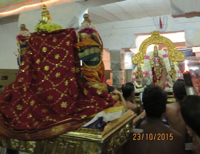 Kanchi Perumal Kovil Peyazhwar Avathara utsavam Satrumurai 2015-16.jpg