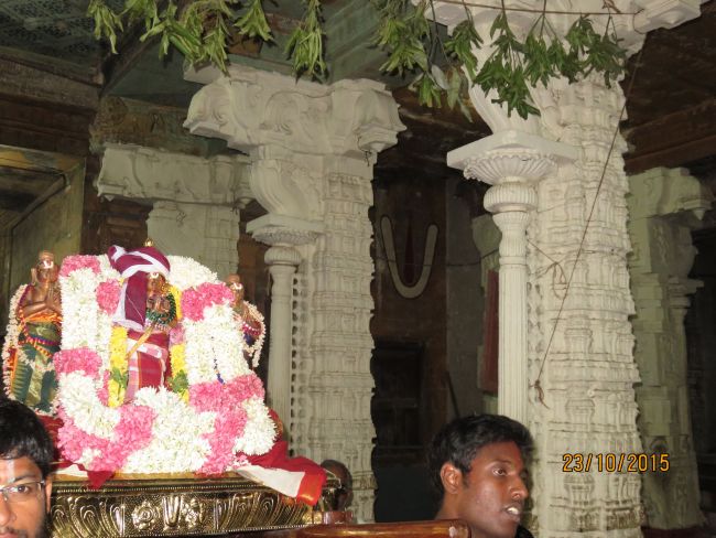 Kanchi Perumal Kovil Peyazhwar Avathara utsavam Satrumurai 2015-44.jpg