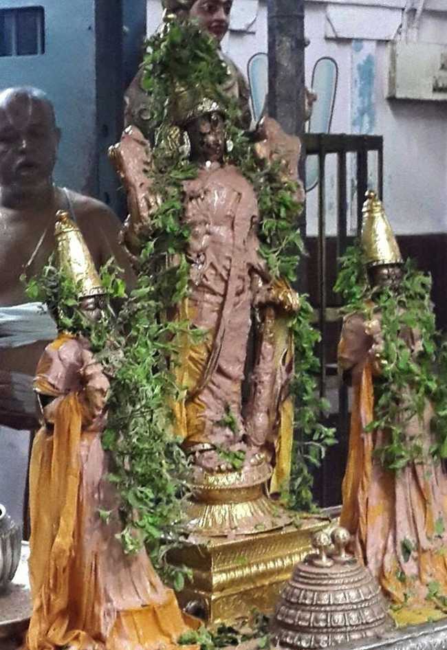 Kanchi-Sri-Devarajaswami-Temple_00