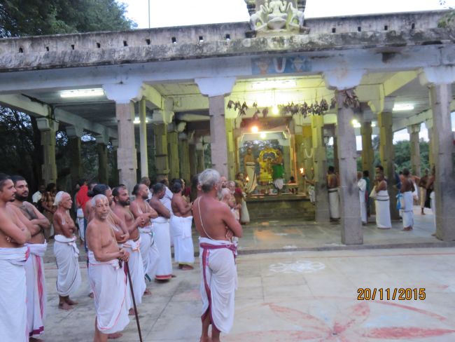 Kanchi Sri perundhevi Thayar Karthikai sukravara purappadu 2015-06.jpg