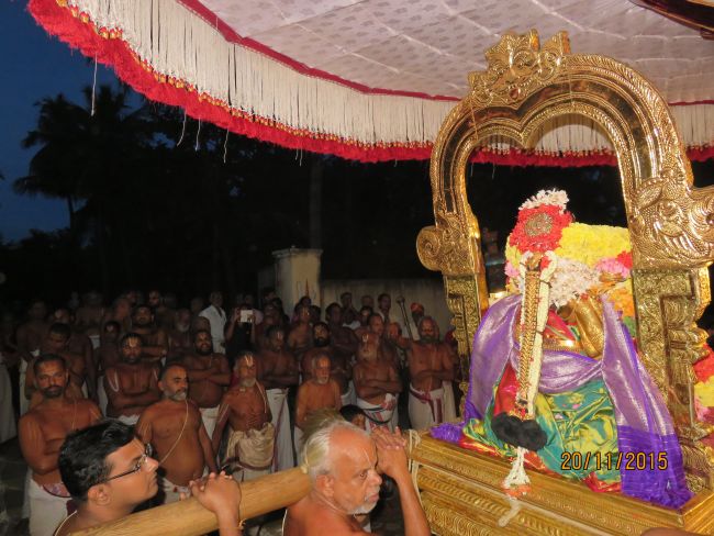 Kanchi Sri perundhevi Thayar Karthikai sukravara purappadu 2015-16.jpg