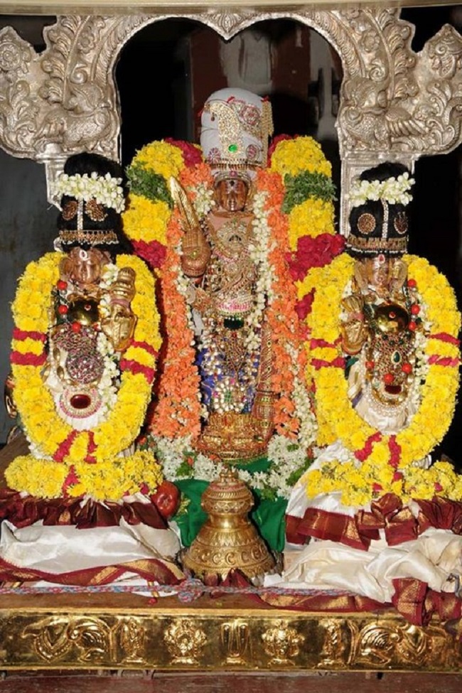 Lower Ahobilam Sri Lakshmi Narasimha Swami Temple Manmadha Varusha Navarathiri Utsavam Maha Navami1