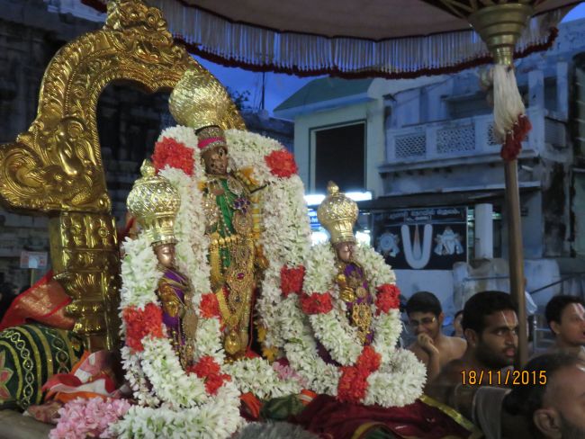 kanchi Sri Devaperumal sannadhi  Karthikai Sravanam purappadu 2015-10.jpg