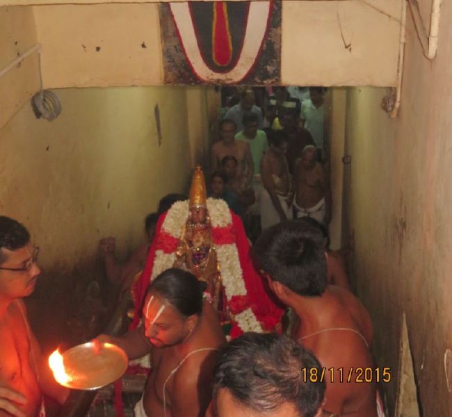 kanchi Sri Devaperumal sannadhi  Karthikai Sravanam purappadu 2015-31.jpg