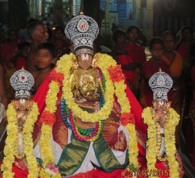 Kanchi Sri Devarajaswami temple Irappathu Utsavam  2015-27.jpg