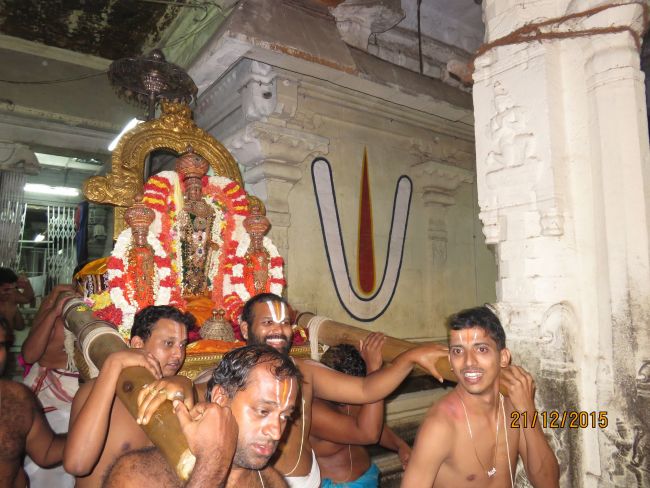 Kanchi Sri Devarajaswami temple Irappathu Utsavam  2015-33.jpg