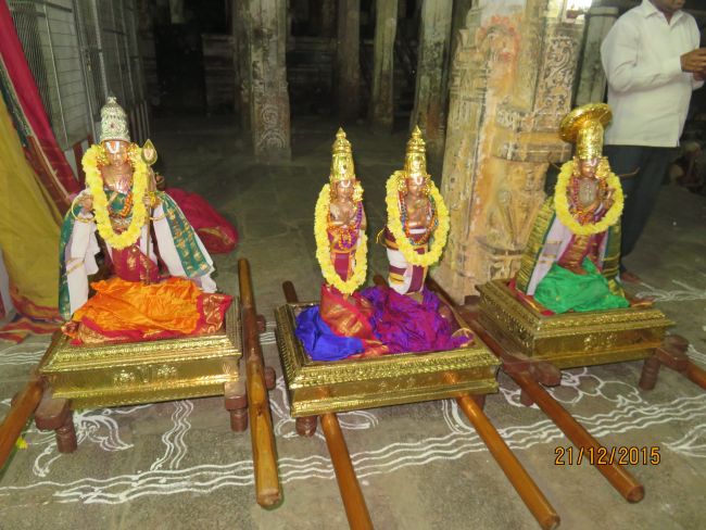 Kanchi Sri Devarajaswami temple Irappathu Utsavam  2015-37.jpg