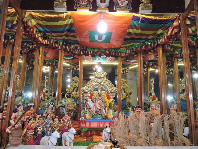 Srirangam Kannadi arai andal sannadhi dhanur maasam day 3- 2015-20.jpg