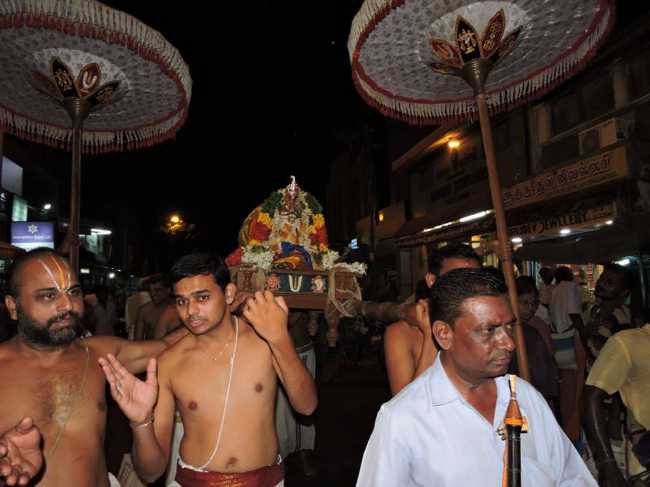Srirangam-Thirukurallappan-Sannadhi14