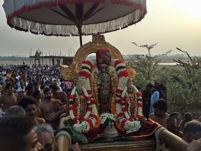 Kanchi-Devarajaswami-Temple_00