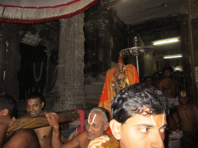Kanchi-Devarajaswami-Temple_06