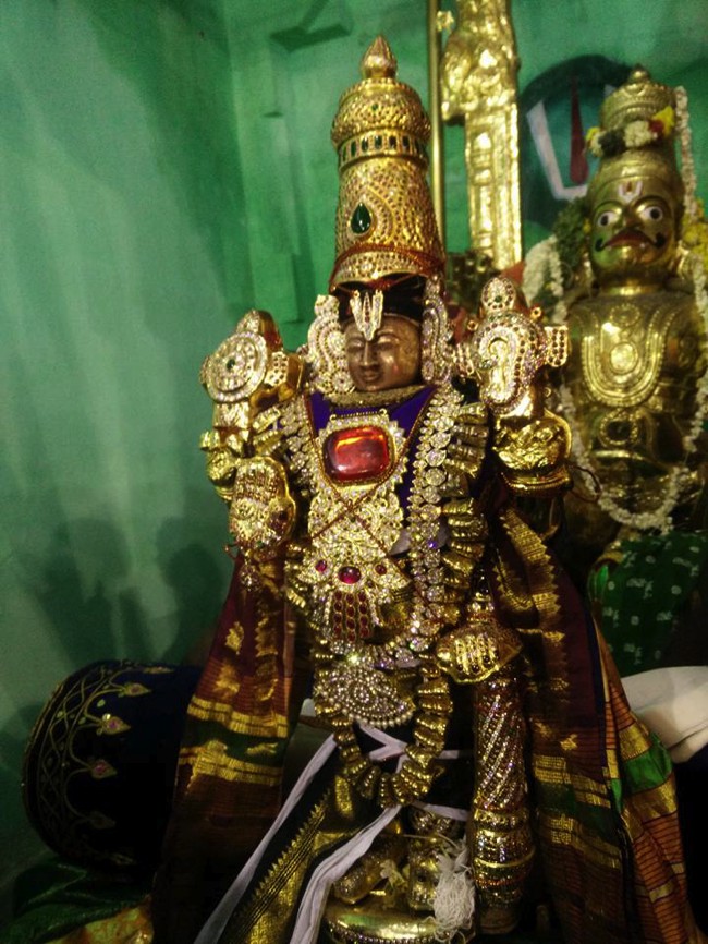 Thirunangur-Garuda-Sevai_00