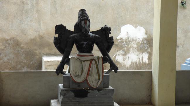 Nagaresu-Kanchi-Thiruvekka-Sri-Yathokthakari-Swamy_11