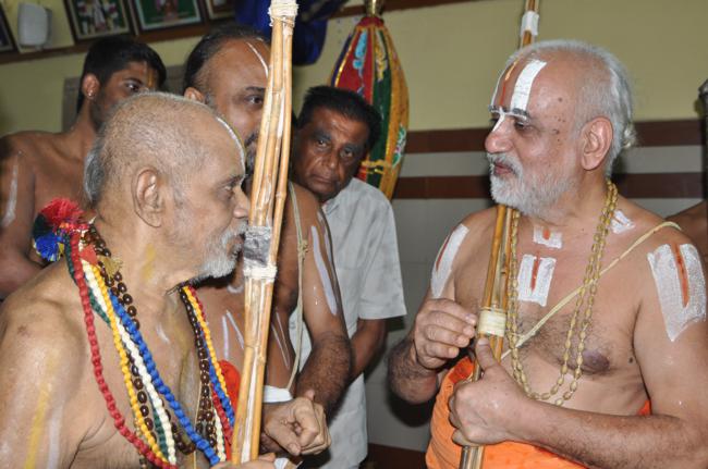 Srimad-Andavan-Poundarikapuram-Swami-Sancharam-To-Malleswaram-Sri-Yadugiri-Yathiraja-Mutt_04