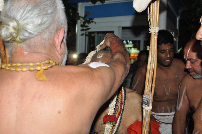 Srimad-Andavan-Poundarikapuram-Swami-Sancharam-To-Malleswaram-Sri-Yadugiri-Yathiraja-Mutt_11
