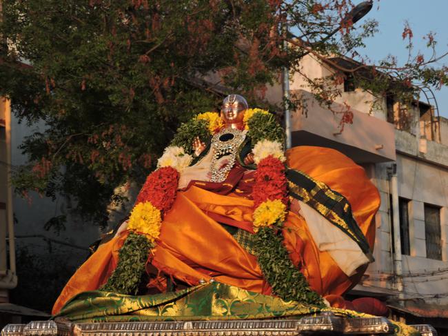 Srirangam-Andavan-Ashramam-Swami-Desikan-Sannidhi_00