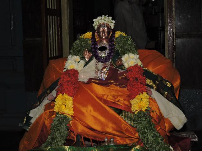 Srirangam-Andavan-Ashramam-Swami-Desikan-Sannidhi_09