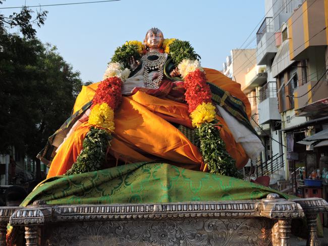 Srirangam-Andavan-Ashramam-Swami-Desikan-Sannidhi_17