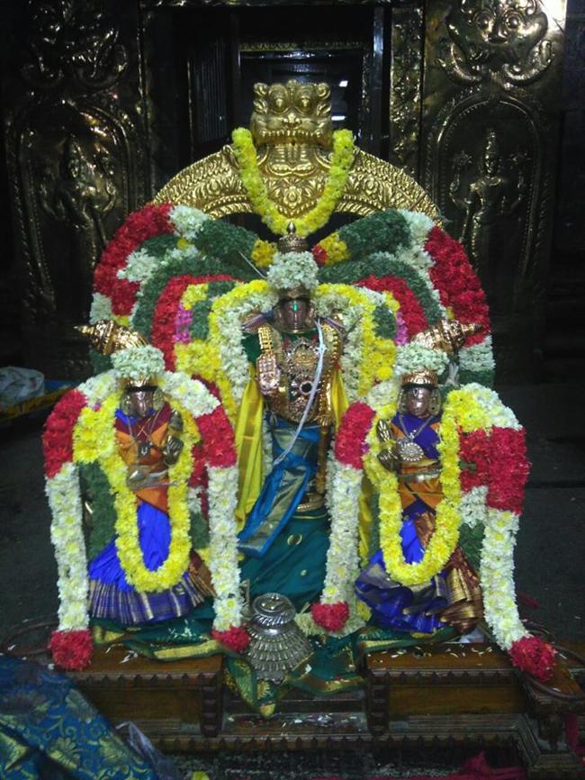 Thiruindhalur-Sri-Parimala-Ranganatha-Perumal_00