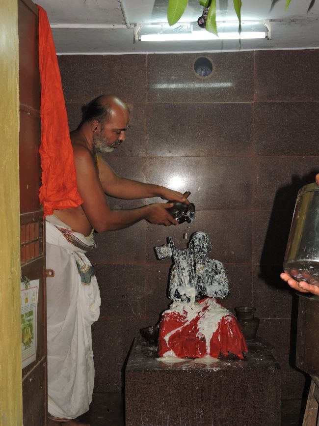 Brindavanam-Srimad-Paravakottai-Andavan16