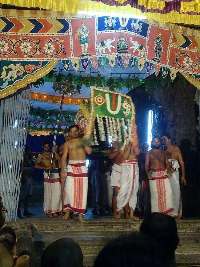 Kanchi-Sri-Devarajaswami16
