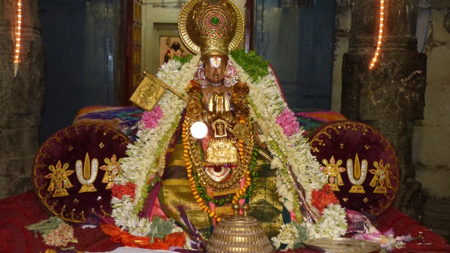 Kanchi_Varadharaja_Perumal_Temple_Kadai_Tiruvadhirai_46