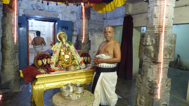 Kanchi_Varadharaja_Perumal_Temple_Kadai_Tiruvadhirai_49