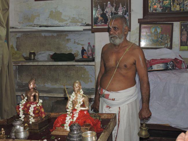 Sri-Poundarikapuram-Srimath-Andavan-Ashramam-Sri-Vennatrakarai-Andavan_16
