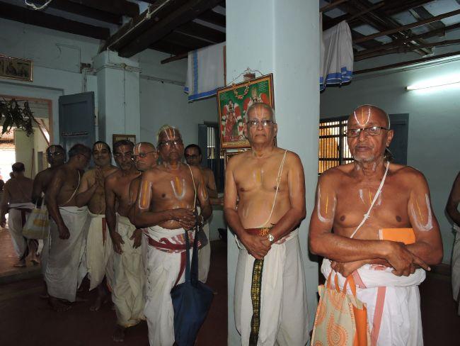 Sri-Poundarikapuram-Srimath-Andavan-Ashramam-Sri-Vennatrankarai-Andavan13